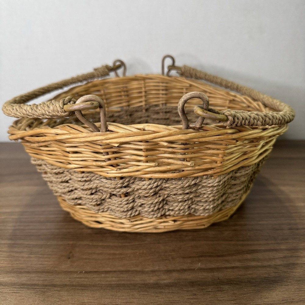 Vintage 1960's Boho Wicker Rattan Folding Handles Hand Woven Basket‎ 11x10"
